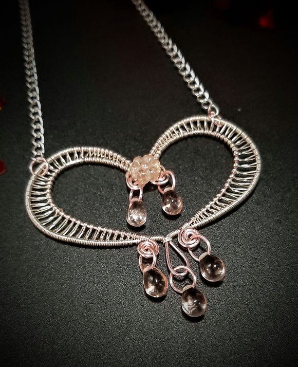 PRETTY PINK HEART NECKLACE