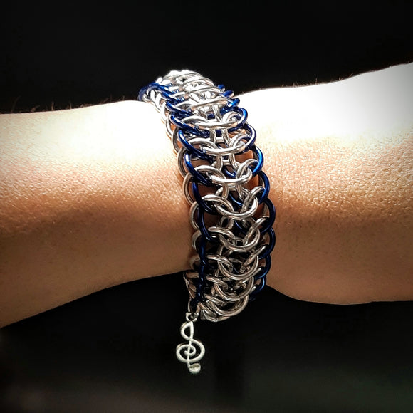 ALLIGATOR BACK BRACELET w/TREBEL